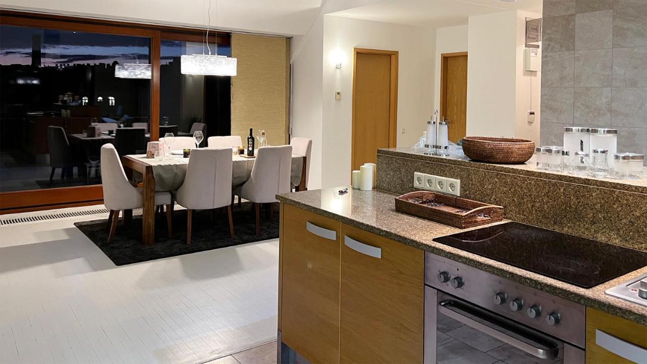 בודפשט Artemisia Luxury Apartments Penthouse מראה חיצוני תמונה